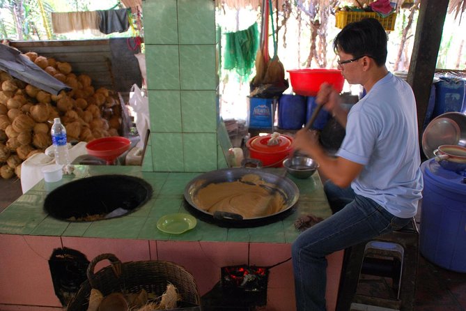 Mekong Delta Floating Market Luxury Group Tour - Cai Be Floating Market: what you’re actually looking for