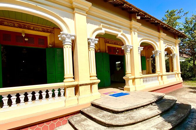 MEKONG DELTA TOUR TO FLOATING MARKET CAI BE from HCM city - Sampan canals in Tan Phong: wood houses, palm leaves, and quiet speed