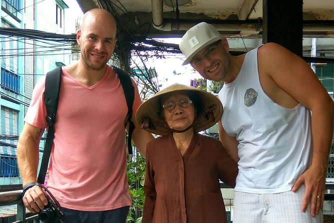 Morning Walking Food Tour in Non Tourist Area and Full of Local Life - Cooking banh cuon trung: the class that turns eating into understanding