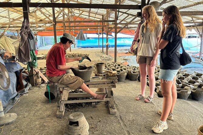 Motorbike Tour Saigon Hidden Gems and Food Tasting - Outside-only sightseeing: what you should look for