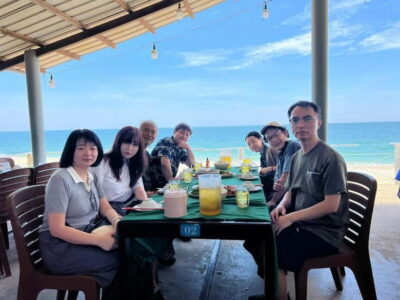Mui Ne Day Tour from Ho Chi Minh – Sand Dunes & Beach - White Sand Dunes and the optional jeep ride