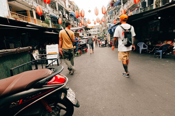 Private and Exclusive Hidden Gems and All Highlights - Food, Coffee Breaks, and Street Snacks That Match Your Mood