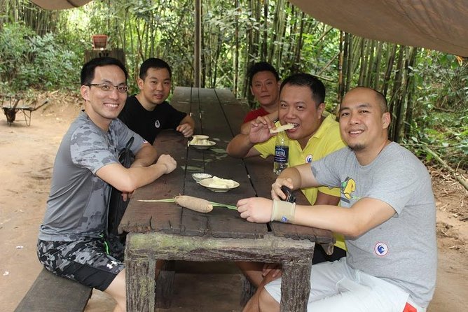 Private Cu chi Tunnels and Mekong Delta 1 Day - Crawling through the tunnel network: what to expect underground
