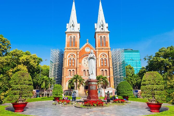 Private Ho Chi Minh City Tour Full day Trip - Reunification Palace and War Remnants Museum: the morning’s heavy lift