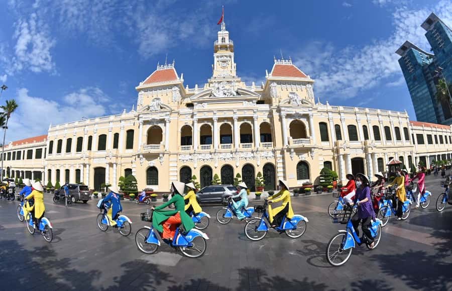 Private Saigon Highlights Tour by Car – Flexible Half Day - War Remnants Museum: powerful context with a guide’s balance