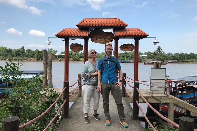 Private Tour: Best of Cu Chi Tunnels and Mekong Delta - Full Day - My Tho by boat and Bee Island: seeing the river up close