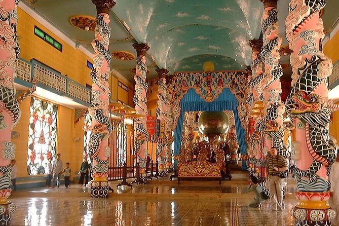 Private Tour: Cu Chi Tunnels and Cao Dai Temple - Private car to Tay Ninh: the long drive that shapes the day
