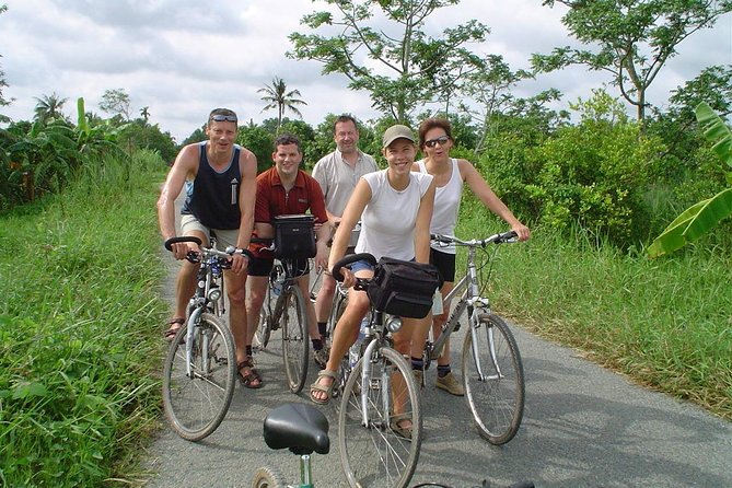 Private tour to Mekong Delta 1 day - Morning in Cai Be: Cao Dai Temple and Cai Be Cathedral