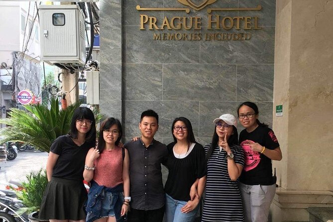Private Transfer From Saigon Center To Tan Son Nhat Airport (SGN) - Private SUV from Saigon Center to SGN: what you’re actually buying