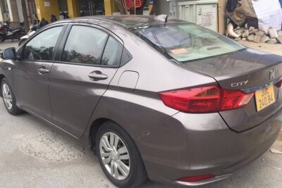 Private transfer Tan Son Nhat airport - Hotels in Ho Chi Minh - Matching the Car to Your Group Size (So You Don’t Overpay for Comfort)