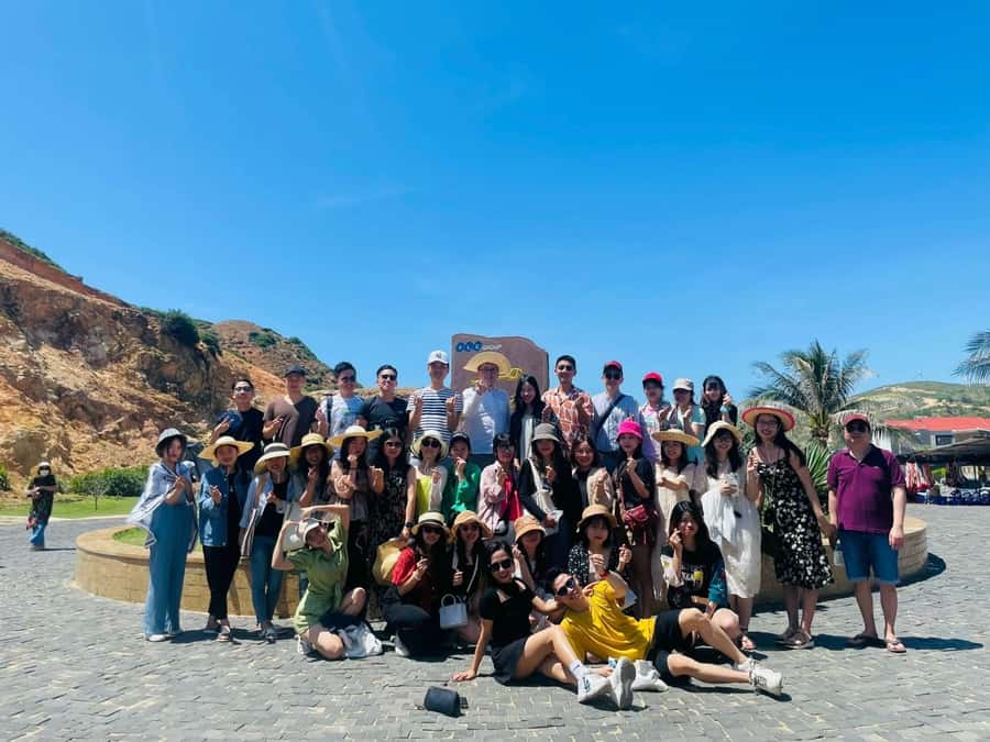 Quy Nhon Island Day Tour: Ky Co Beach, Eo Gio - Eo Gio cliffs and sea-breeze trails at golden hour