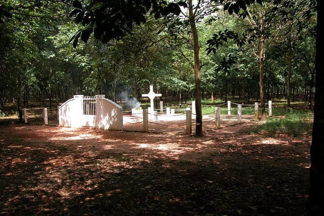 Remembering Long Tan- Nui Dat Battle : A Tour of Historic Sites - A solemn day trip from Ho Chi Minh City to Nui Dat