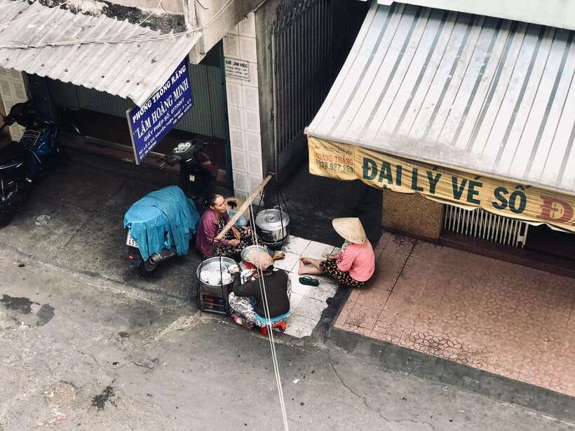 Saigon Local Sightseeing Walking Tour - Meeting point: finding FamilyMart in District 3 without stress
