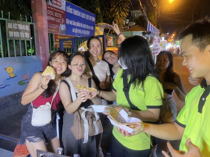 Saigon: Night Sightseeing And Street Food Tour By Vespa - Chinatown-style pancakes: banh xeo with wild vegetables