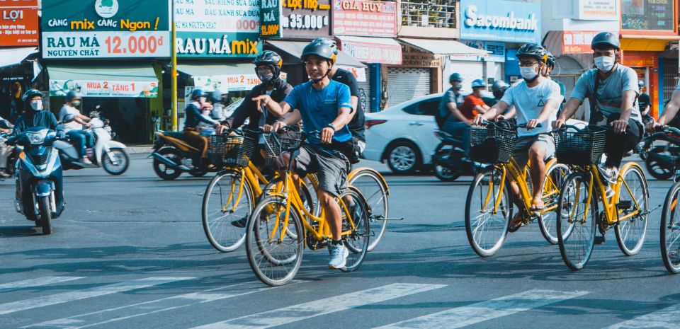 Saigon Off-the-Beaten Path-Cycling Tour in Ho Chi Minh City - Cho Lon in District 5: Chinatown lanes, temples, and everyday Chinese life