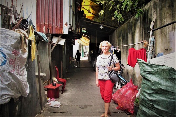 Saigon Slum tour, Chillspots tour by scooter | Female driver - Coffee and a calmer finish after the intense part