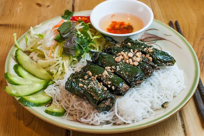 Saigon Street Food Safari by US Army Jeep - Stop 4: Đường Ngô Gia Tự and Banh Xèo on the Sizzle