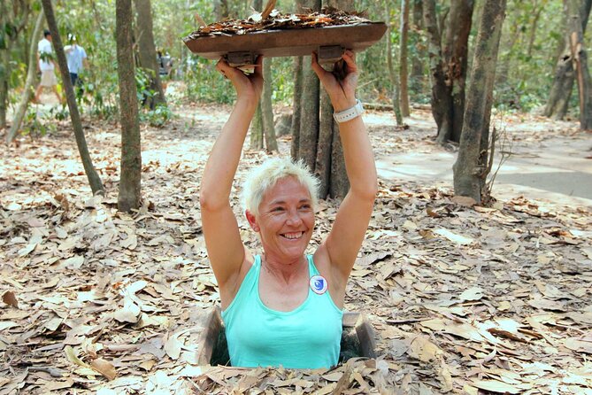 Shared Cu Chi Tunnels & Mekong Delta Tour Full Day - Vinh Trang Pagoda: a calm break in the middle of intensity