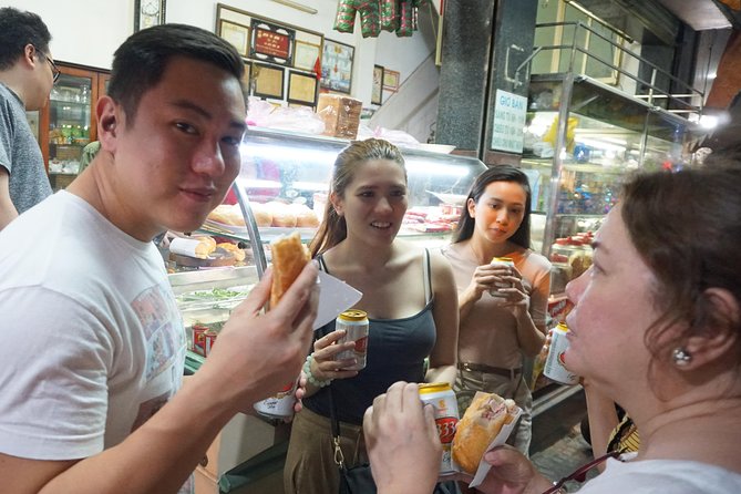 Taste the Unreal Street Food Walking Tour in Saigon - What You’ll Eat: Vietnamese Classics You Might Miss on Your Own
