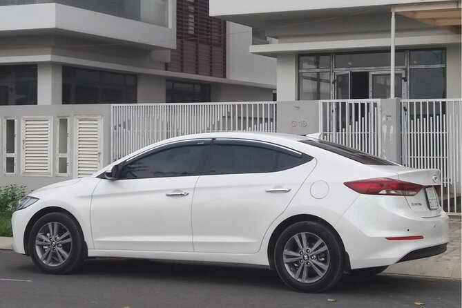(TOP) Private car: Ho Chi Minh Airport (SGN) from/to HCM center - Key details at a glance