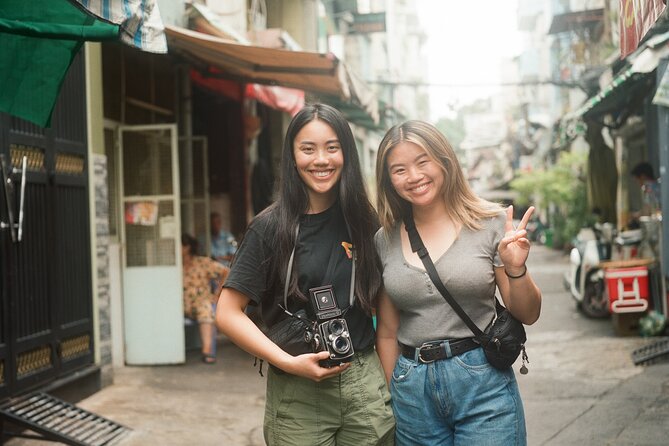 Using Medium Format film camera to discover Saigon - Bui Hoang Tu as translator: the real “break the ice” tool