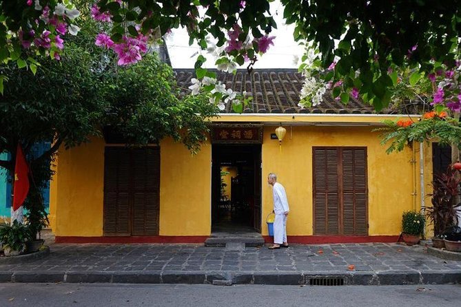 Vietnam Tour from the South to the North in 10 Days 9 Nights - Day 1 in Ho Chi Minh City: arrive, check in, get oriented