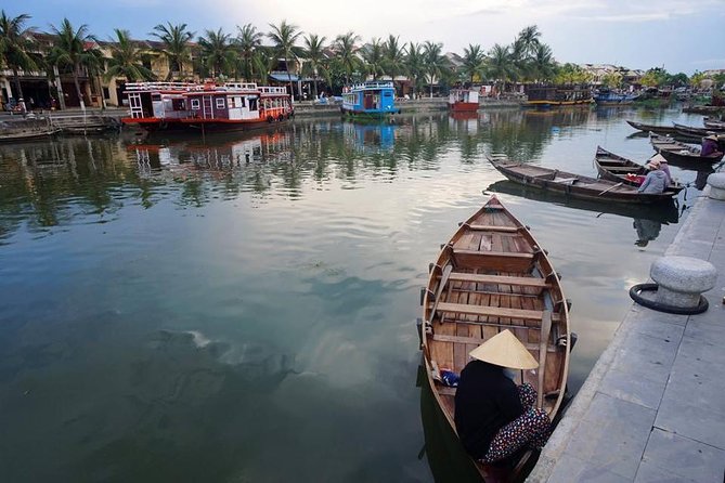 Vietnam Tour from the South to the North in 10 Days 9 Nights - Cu Chi Tunnels: underground history, heavy context